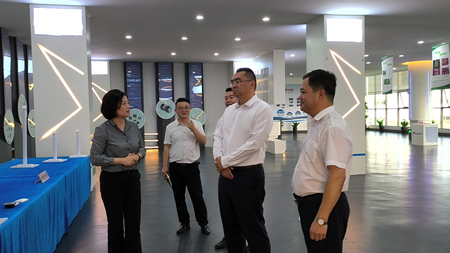8月10日，安旅集團董事長吳宏建到公司調(diào)研1.jpg